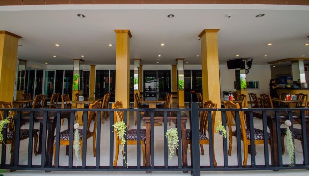 Th Beach Hotel Hua Hin Dış mekan fotoğraf