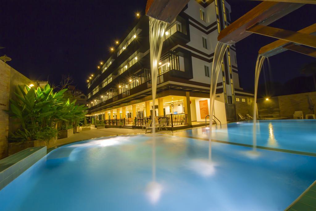 Th Beach Hotel Hua Hin Dış mekan fotoğraf